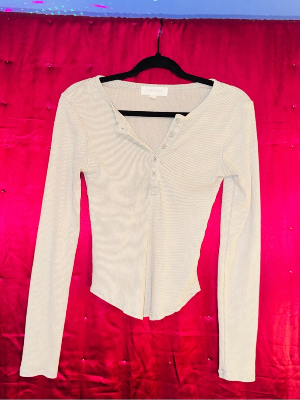 👑 Cute Pink Rose Cream Ribbed Henley Long Sleeve Top Size Small Like New